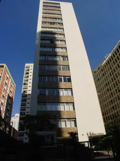 Foto 1 de Apartamento com 3 Quartos à venda, 137m² em Itaim Bibi, São Paulo