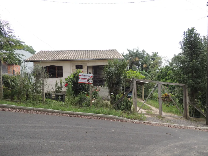 Foto 1 de Casa com 2 Quartos à venda, 60m² em São Luiz, Criciúma