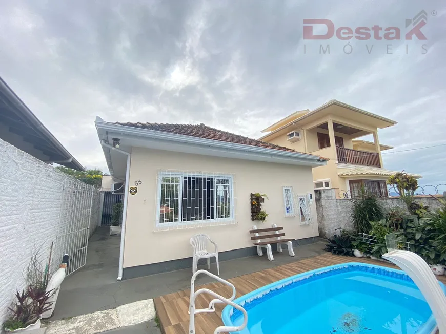 Foto 1 de Casa com 3 Quartos à venda, 192m² em Estreito, Florianópolis