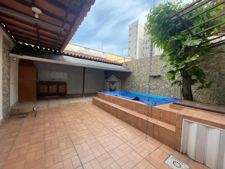 Foto 1 de Casa com 3 Quartos para alugar, 140m² em Jardim Camburi, Vitória