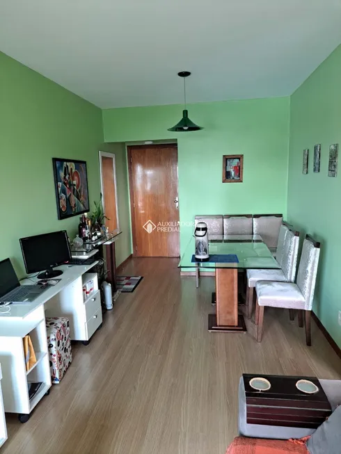 Foto 1 de Apartamento com 2 Quartos à venda, 60m² em Cavalhada, Porto Alegre