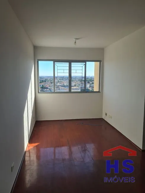 Foto 1 de Apartamento com 3 Quartos à venda, 71m² em Andrade, Londrina