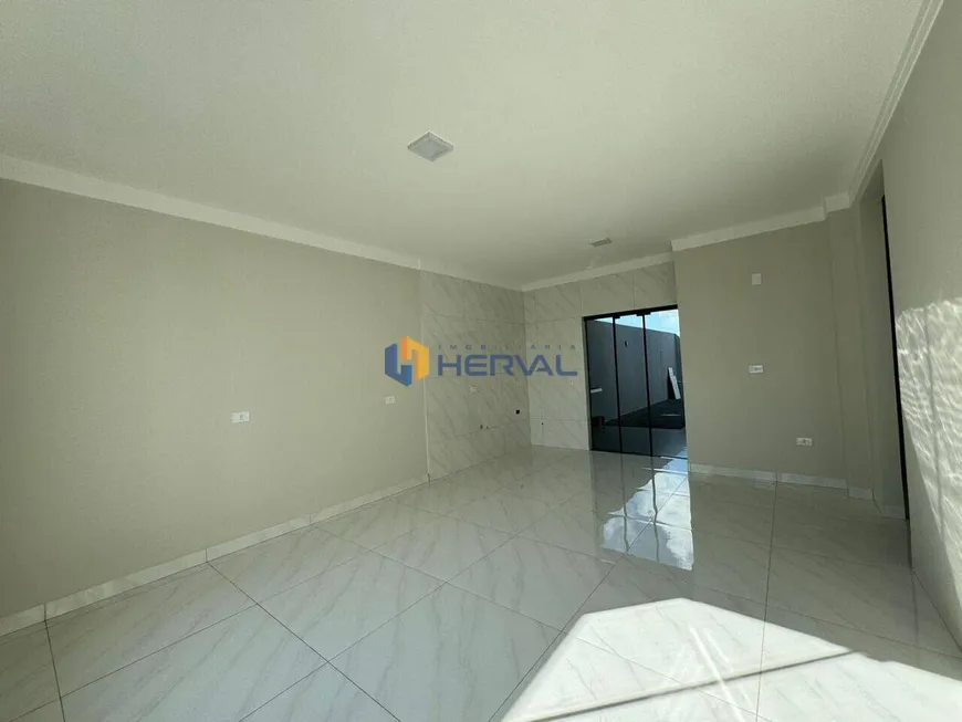 Foto 1 de Casa com 3 Quartos à venda, 80m² em Jardim Freitas, Maringá