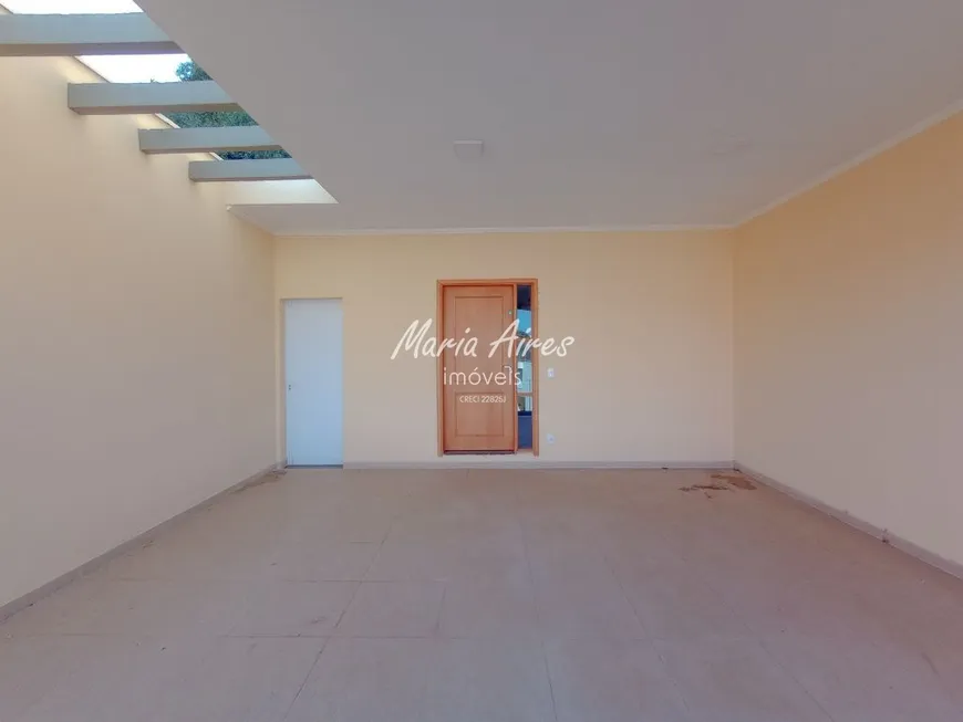 Foto 1 de Sobrado com 3 Quartos à venda, 140m² em Jardim Nova Santa Paula, São Carlos