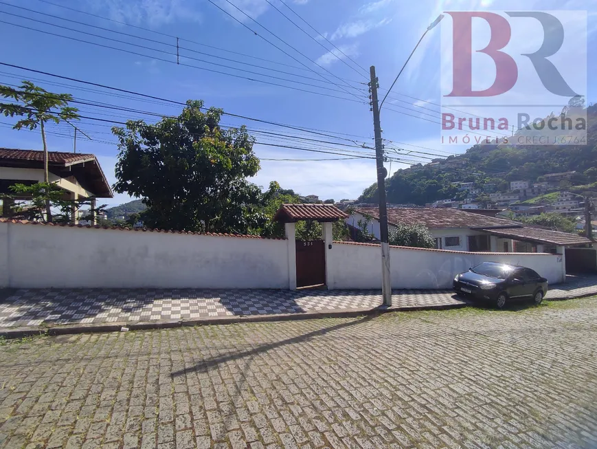 Foto 1 de Casa com 8 Quartos à venda, 381m² em Jardim Cascata, Teresópolis