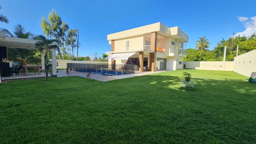 Foto 1 de Casa de Condomínio com 4 Quartos à venda, 320m² em Estrada do Coco, Lauro de Freitas