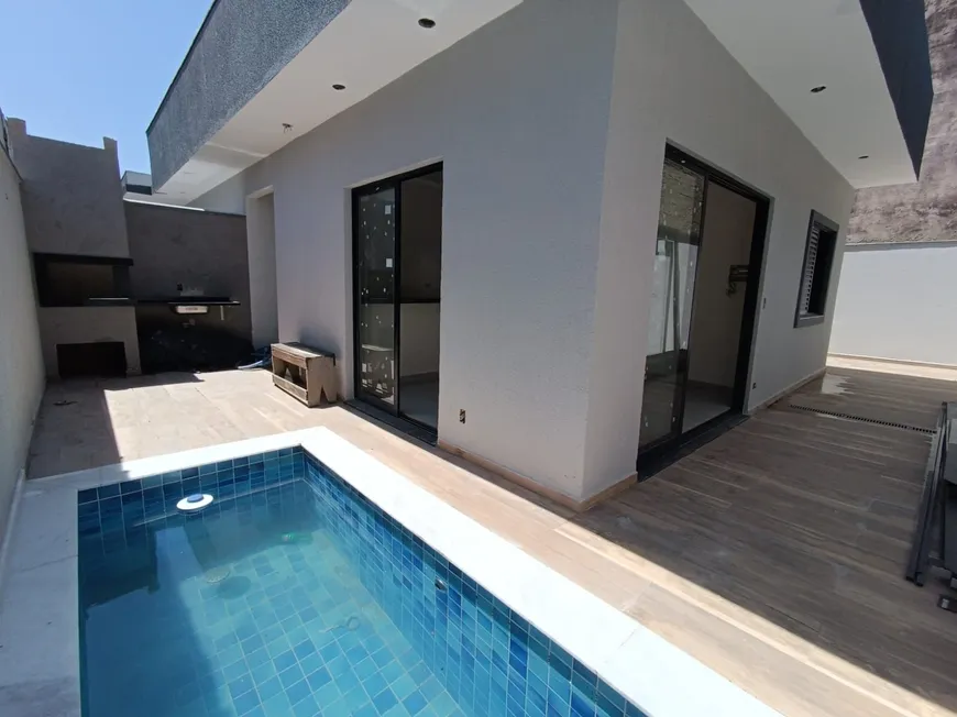Foto 1 de Casa de Condomínio com 2 Quartos à venda, 60m² em Cibratel II, Itanhaém