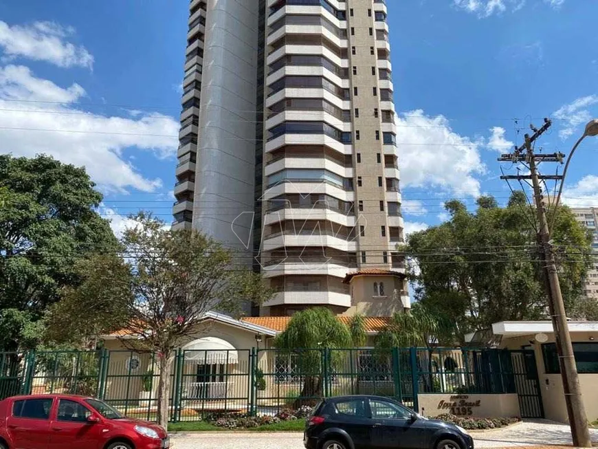 Foto 1 de Apartamento com 3 Quartos à venda, 220m² em Centro, Araraquara