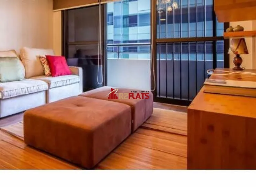 Foto 1 de Flat com 1 Quarto à venda, 64m² em Jardins, São Paulo