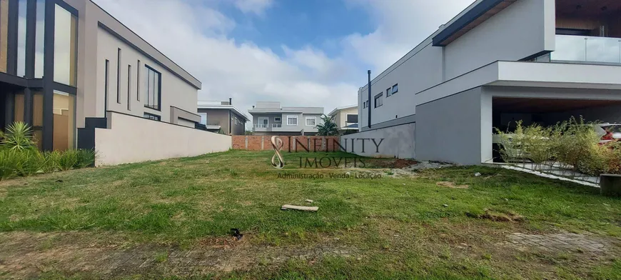 Foto 1 de Lote/Terreno à venda, 450m² em Jardim do Golfe, São José dos Campos