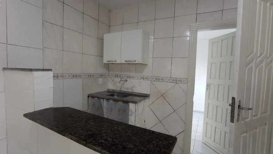 Foto 1 de Apartamento com 1 Quarto para alugar, 40m² em Acupe de Brotas, Salvador