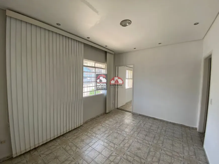 Foto 1 de Casa com 4 Quartos à venda, 108m² em Jardim Paulista, São José dos Campos