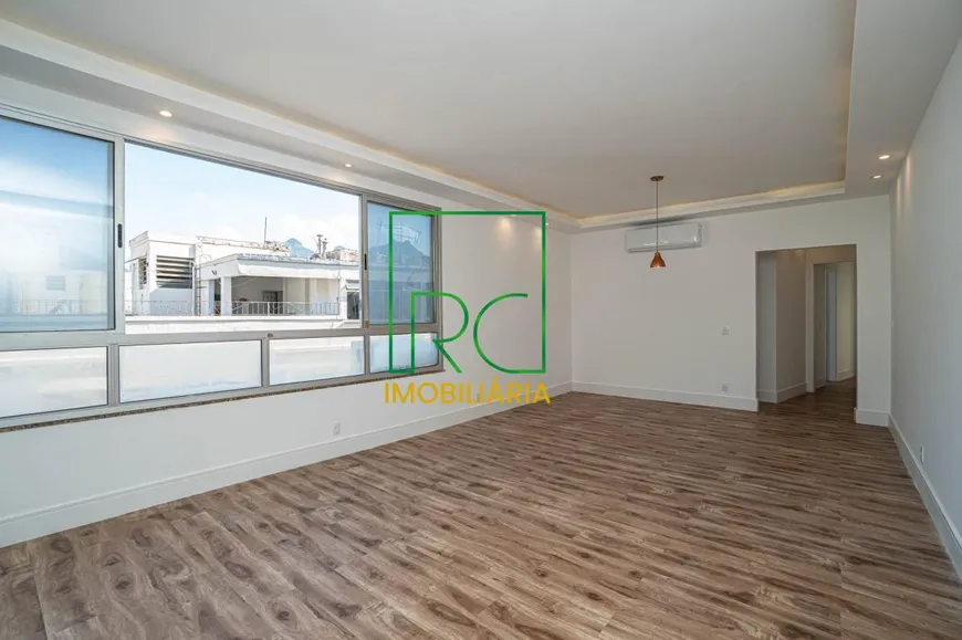 Foto 1 de Apartamento com 4 Quartos à venda, 130m² em Tijuca, Rio de Janeiro