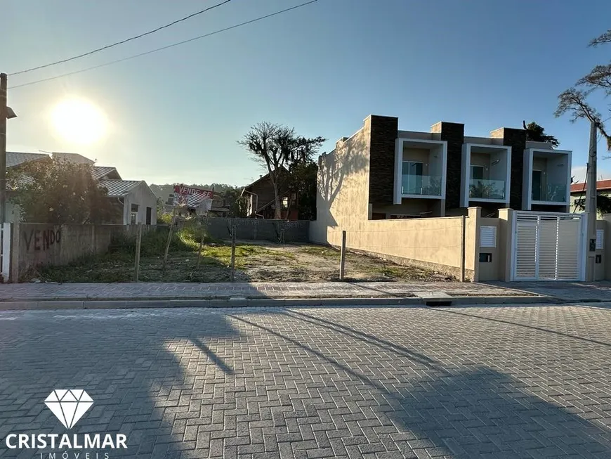 Foto 1 de Lote/Terreno à venda, 325m² em Mariscal, Bombinhas