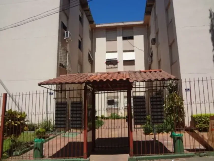 Foto 1 de Apartamento com 3 Quartos à venda, 61m² em Santo Antônio, Porto Alegre