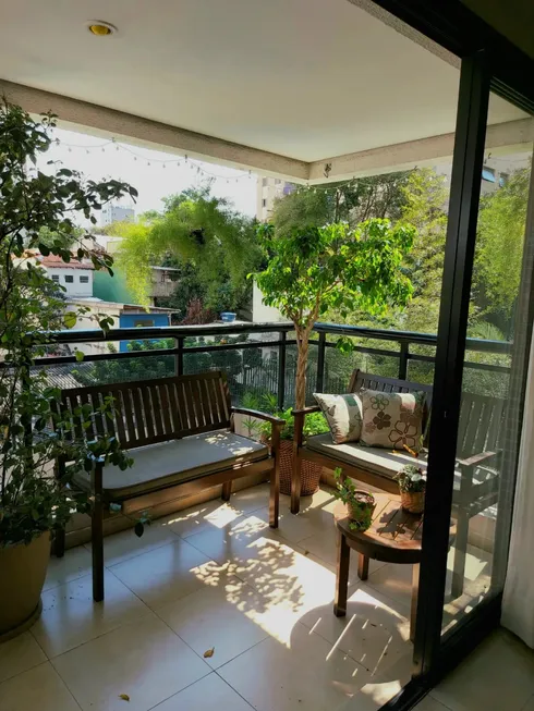Foto 1 de Apartamento com 3 Quartos à venda, 141m² em Pinheiros, São Paulo