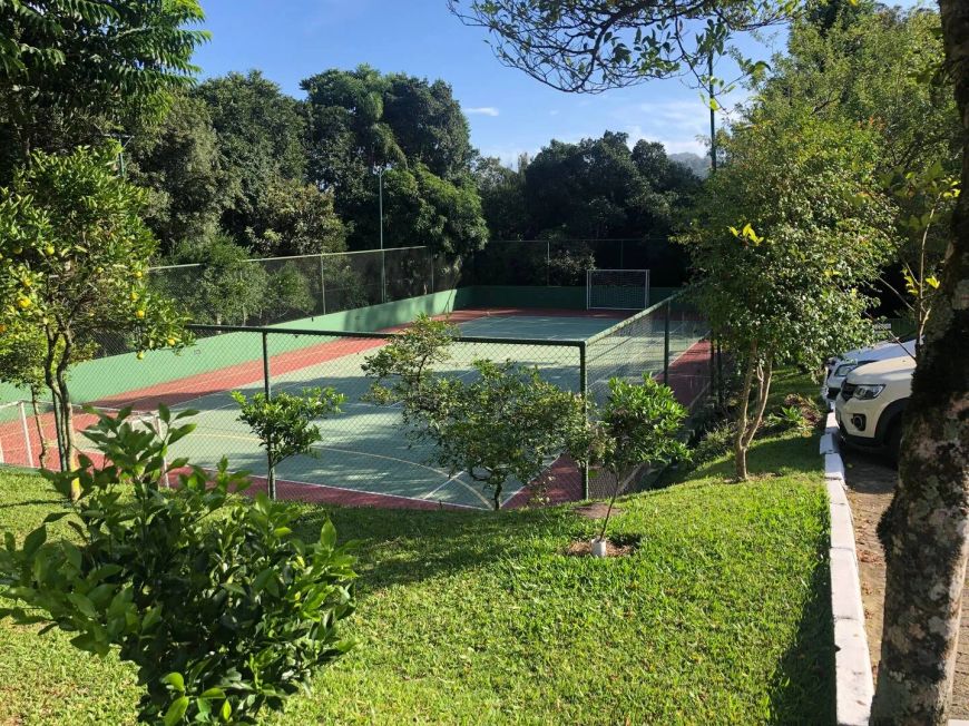 Casa de Condomínio na Rua Tocantins, Agronomia em Porto Alegre, por R$  950.000 - Viva Real