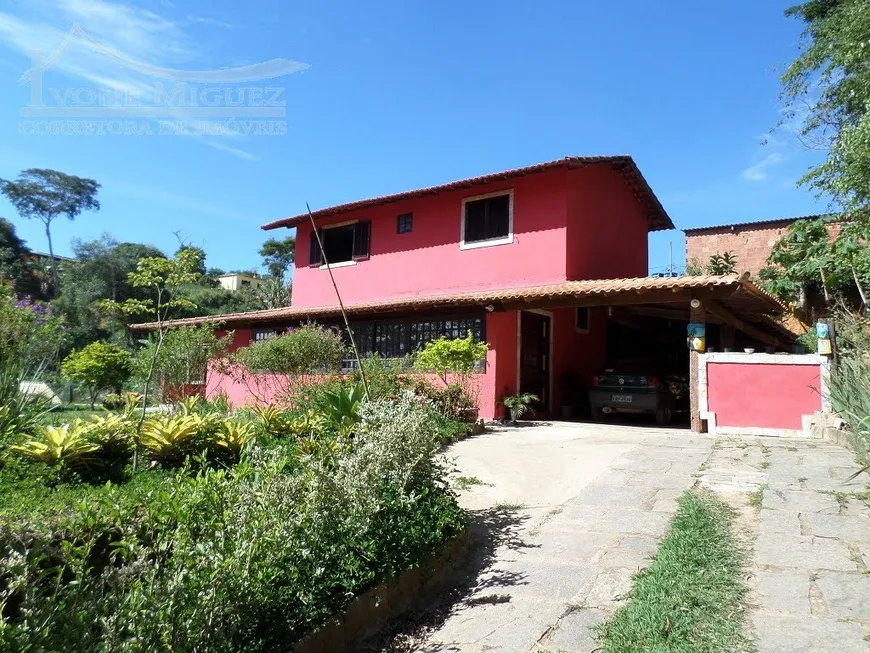 Foto 1 de Casa com 3 Quartos à venda, 600m² em Loteamento Ville D monte Alegre, Paty do Alferes