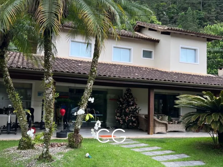 Foto 1 de Casa com 8 Quartos à venda, 485m² em Pontal, Angra dos Reis