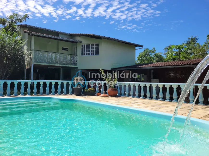 Foto 1 de Casa de Condomínio com 4 Quartos à venda, 1300m² em Limoeiro, Guapimirim