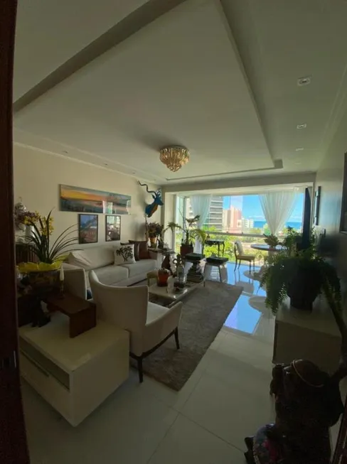 Foto 1 de Apartamento com 3 Quartos à venda, 135m² em Pituba, Salvador