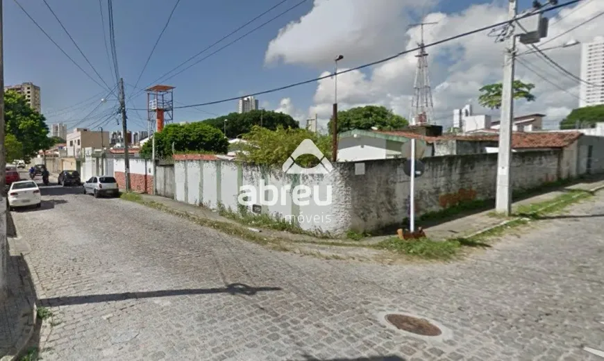 Foto 1 de Casa com 5 Quartos à venda, 200m² em Lagoa Nova, Natal