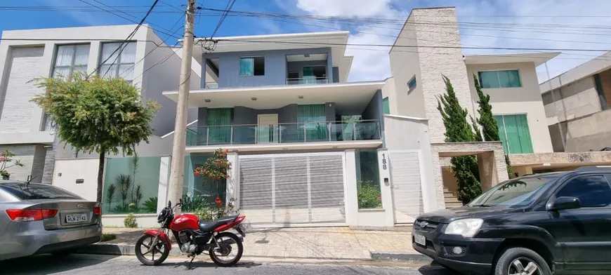 Foto 1 de Casa de Condomínio com 4 Quartos à venda, 371m² em Jardim Paqueta, Belo Horizonte