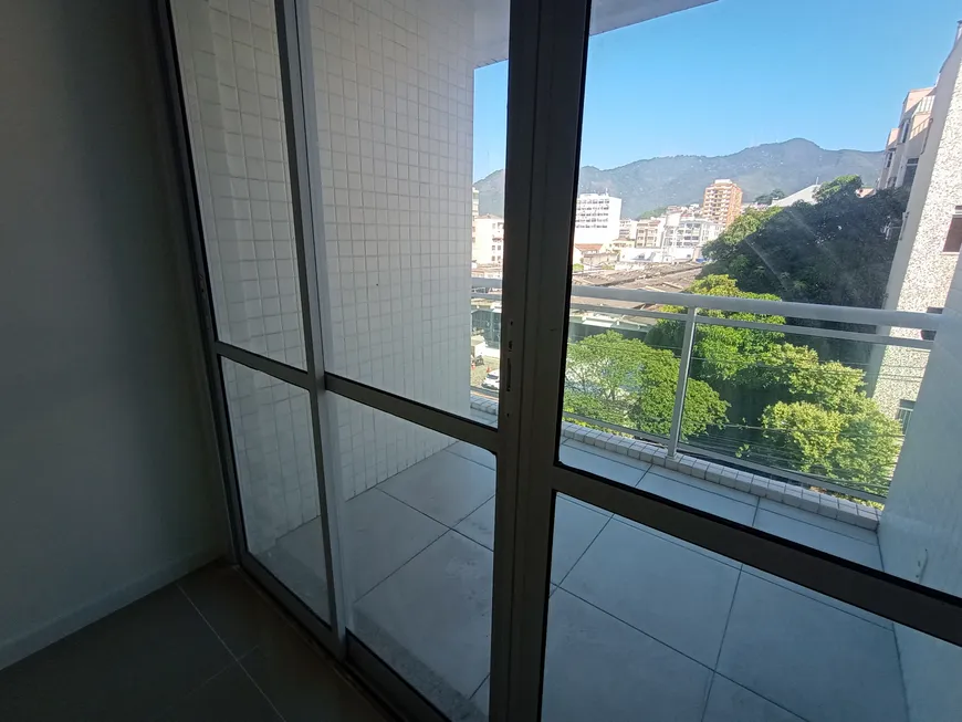 Foto 1 de Apartamento com 3 Quartos à venda, 76m² em Vila Isabel, Rio de Janeiro