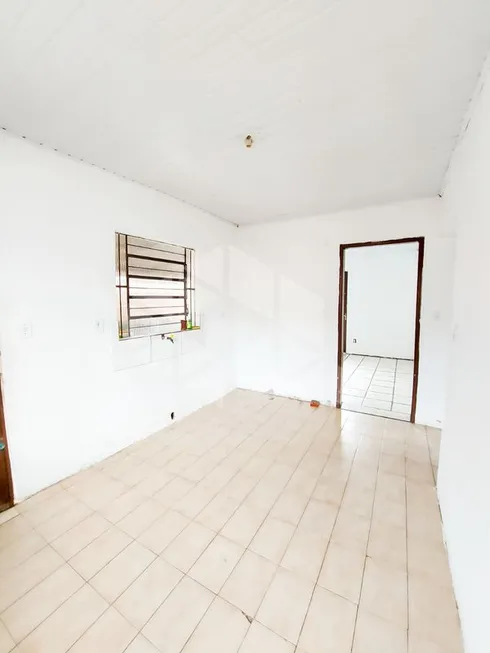 Foto 1 de Casa com 2 Quartos para alugar, 46m² em Carolina, Santa Maria