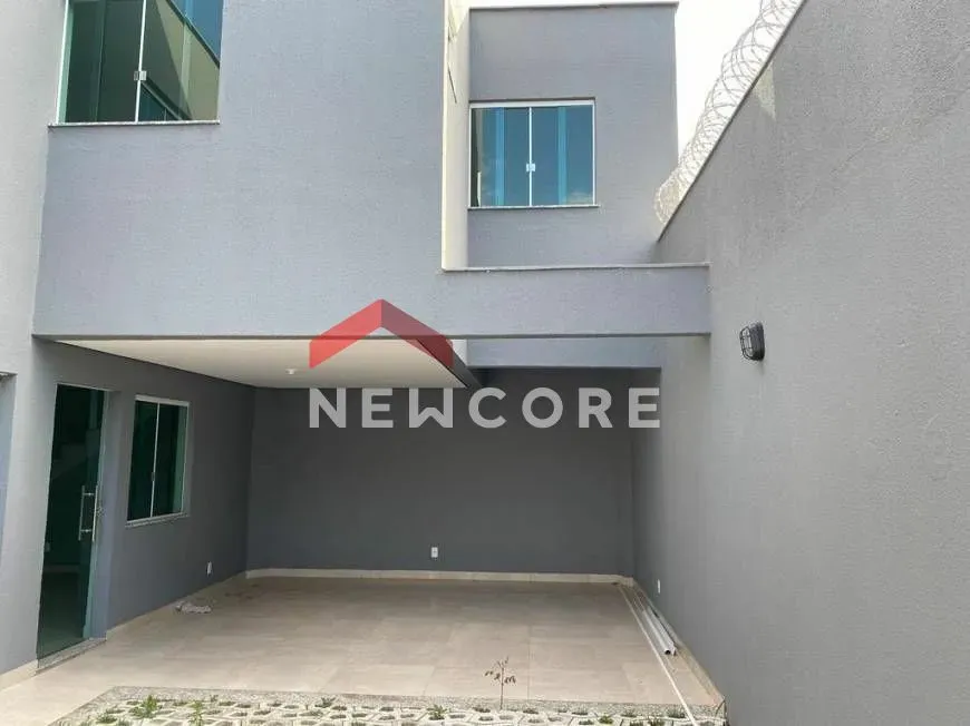 Foto 1 de Casa de Condomínio com 3 Quartos à venda, 117m² em Vale das Orquideas, Contagem