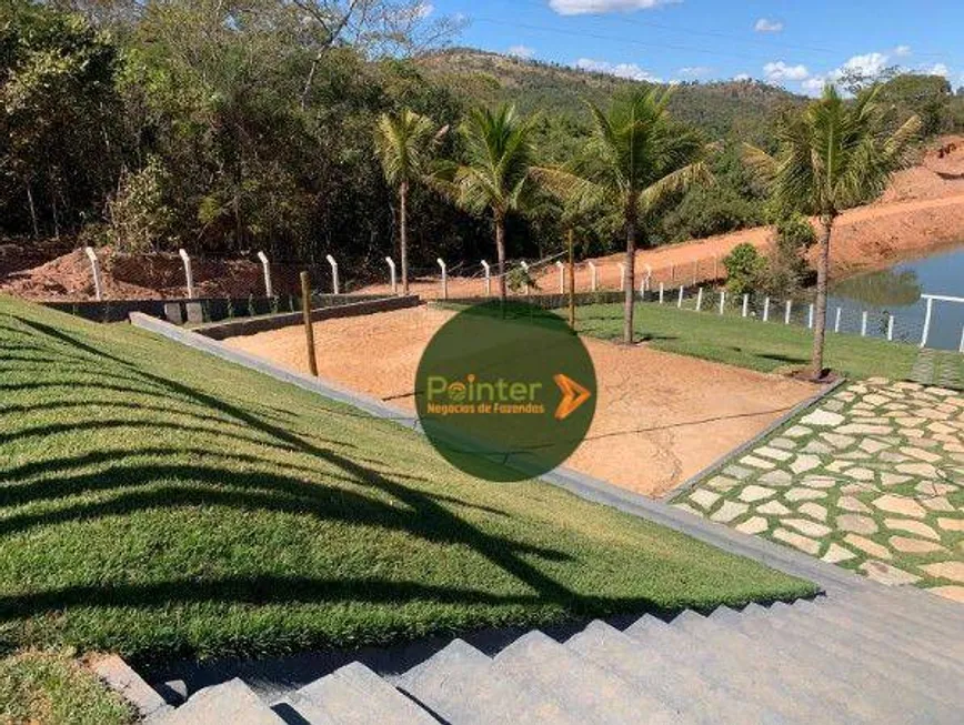 Foto 1 de Fazenda/Sítio com 4 Quartos à venda, 450m² em Zona Rural, Senador Canedo