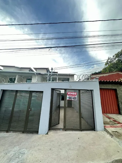 Foto 1 de Casa com 2 Quartos à venda, 120m² em Jardim dos Comerciários, Belo Horizonte