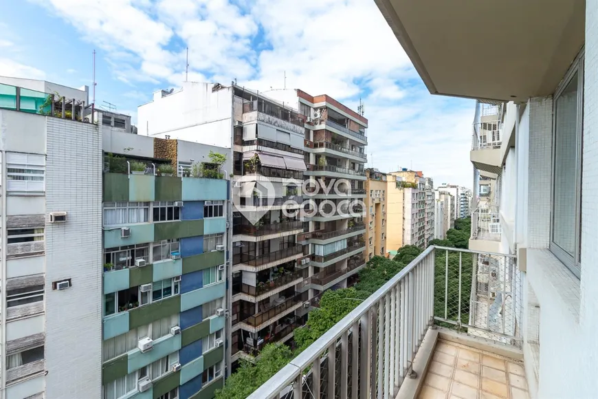 Foto 1 de Apartamento com 3 Quartos à venda, 81m² em Copacabana, Rio de Janeiro