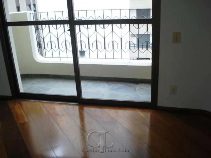 Foto 1 de Apartamento com 4 Quartos para alugar, 180m² em Moema, São Paulo