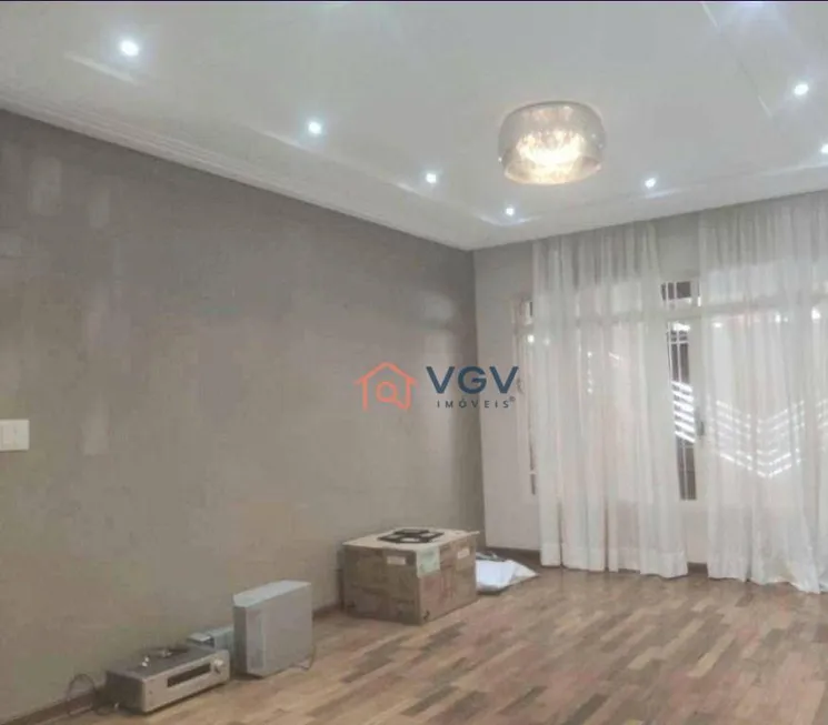 Foto 1 de Sobrado com 4 Quartos à venda, 156m² em Cidade Vargas, São Paulo