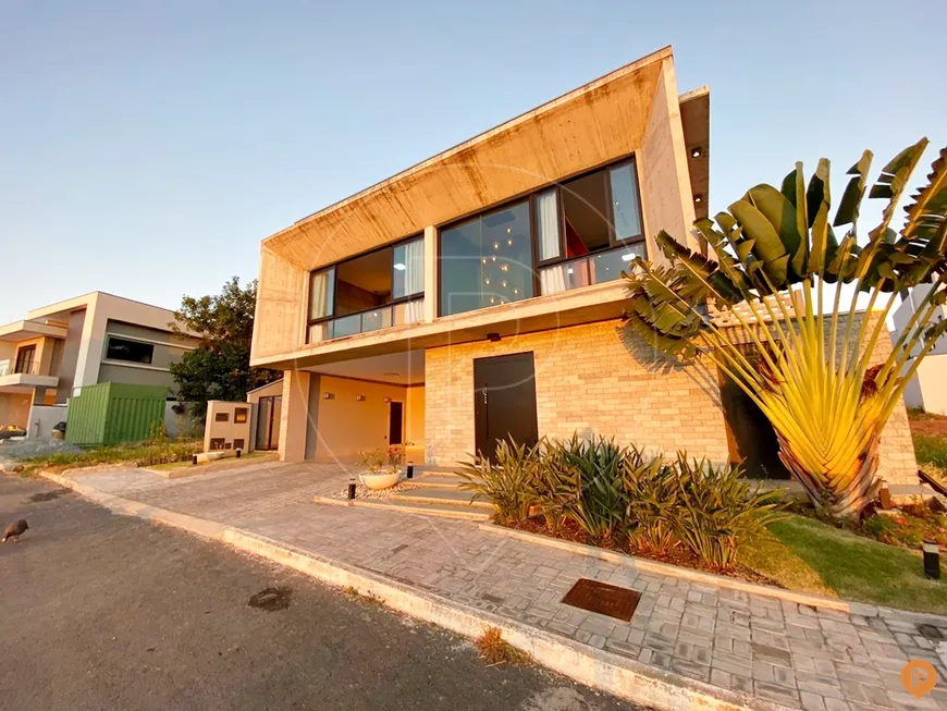 Foto 1 de Casa de Condomínio com 4 Quartos à venda, 276m² em Condominio Del Fiori, Caldas Novas