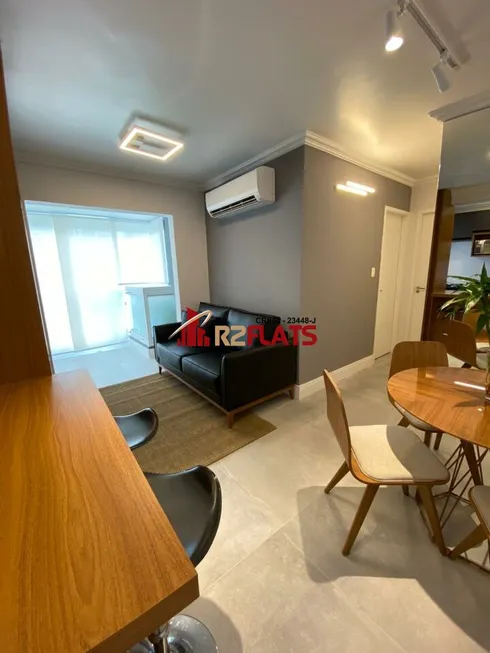 Foto 1 de Apartamento com 1 Quarto para alugar, 30m² em Bela Vista, São Paulo