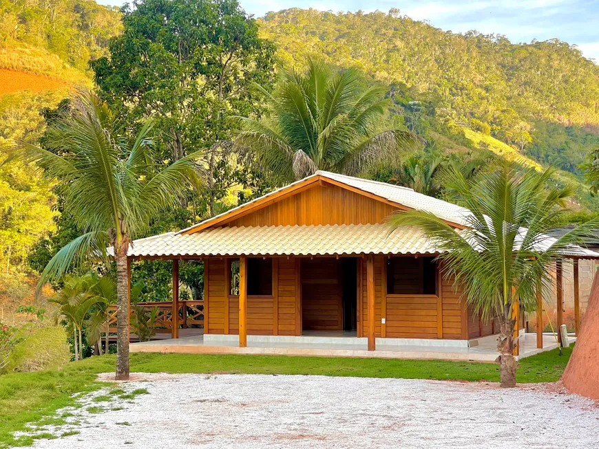 Foto 1 de Casa com 2 Quartos à venda, 100m² em Centro, Domingos Martins