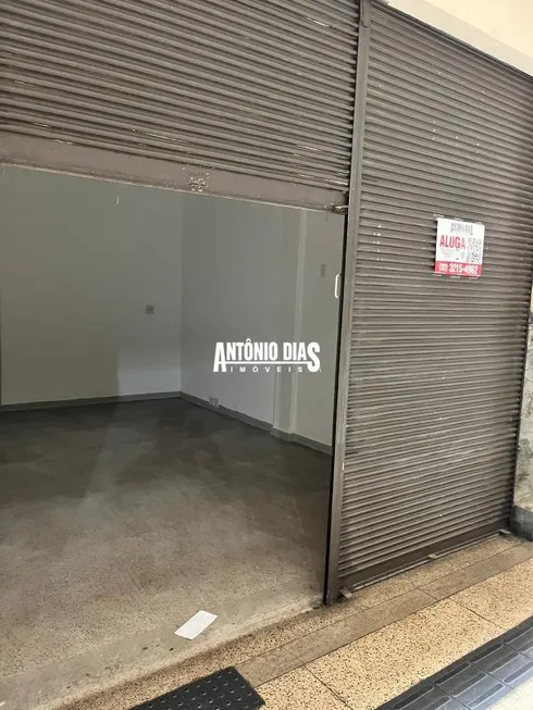 Foto 1 de Ponto Comercial para alugar, 32m² em Centro, Juiz de Fora