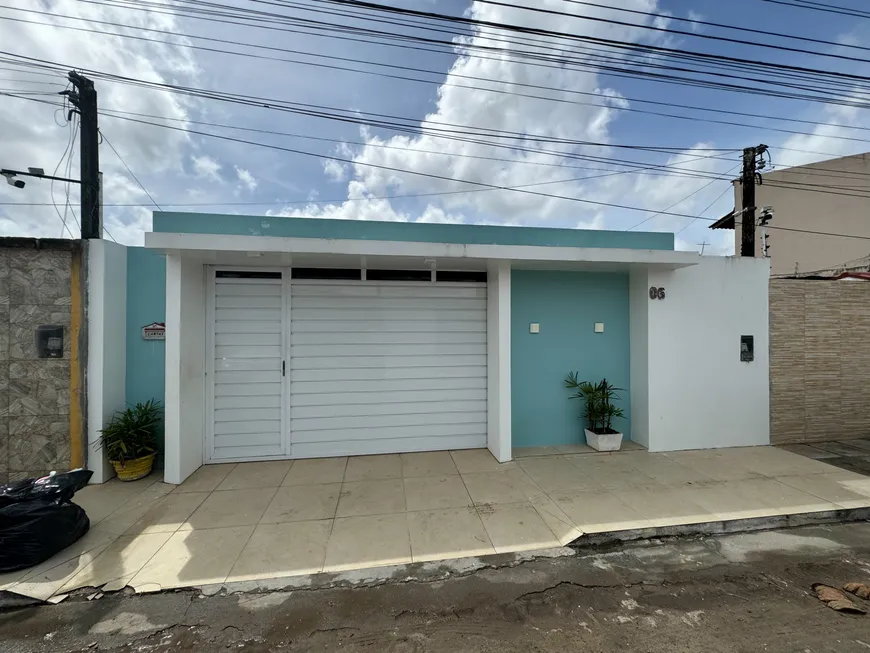 Foto 1 de Casa com 3 Quartos à venda, 128m² em , Rio Largo