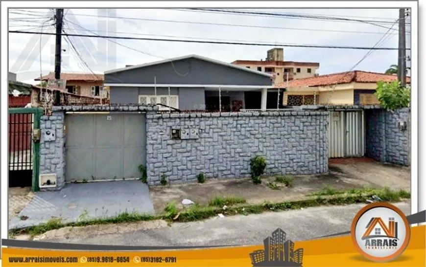 Foto 1 de Casa com 3 Quartos à venda, 442m² em Vila União, Fortaleza