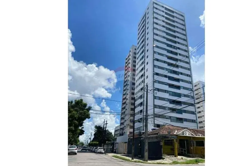 Foto 1 de Apartamento com 3 Quartos à venda, 61m² em Prado, Recife