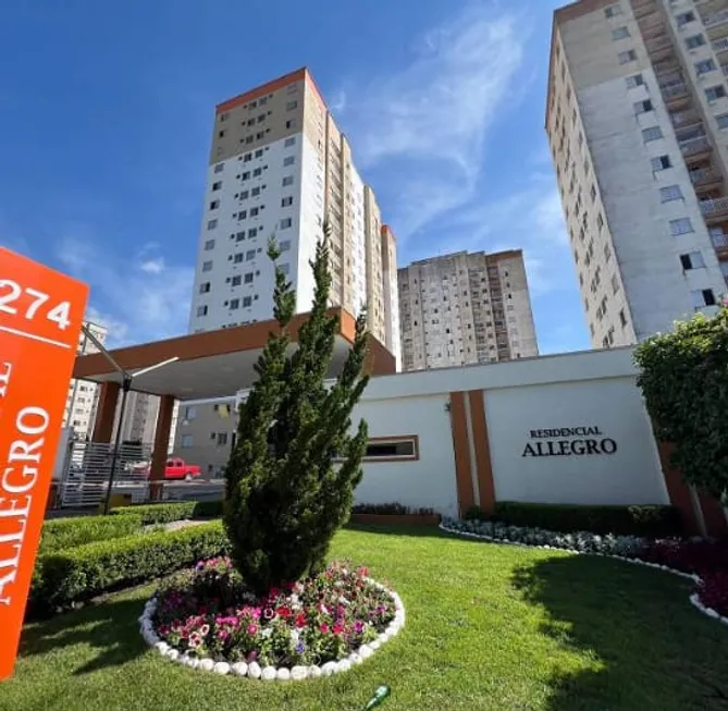 Foto 1 de Apartamento com 2 Quartos à venda, 55m² em Pinheirinho, Curitiba