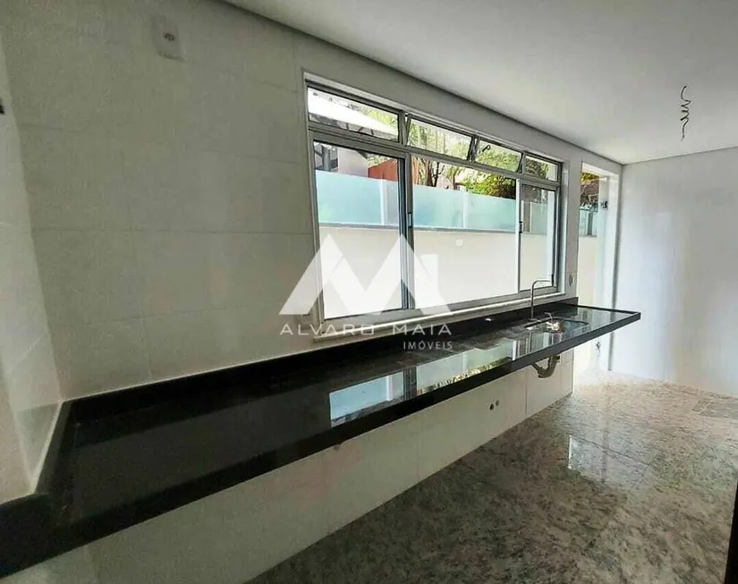 Foto 1 de Apartamento com 2 Quartos à venda, 26m² em Savassi, Belo Horizonte