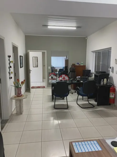 Foto 1 de Ponto Comercial para alugar, 13m² em Centro, Caraguatatuba