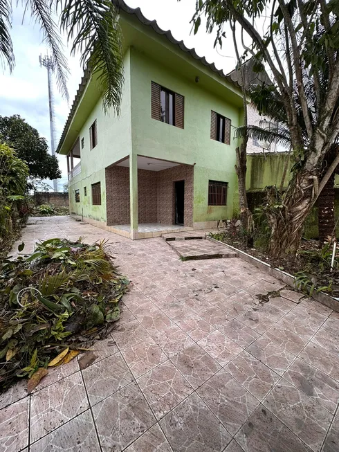 Foto 1 de Casa com 3 Quartos à venda, 173m² em Vila Loty, Itanhaém