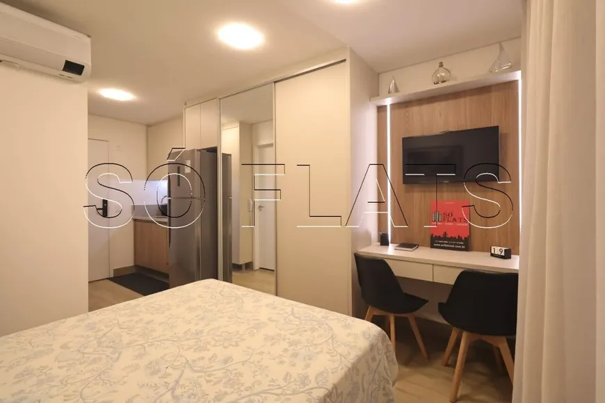 Foto 1 de Apartamento com 1 Quarto para alugar, 25m² em Campo Belo, São Paulo