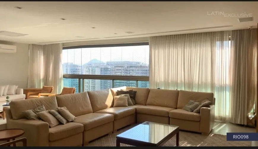 Foto 1 de Apartamento com 4 Quartos para alugar, 480m² em Barra da Tijuca, Rio de Janeiro