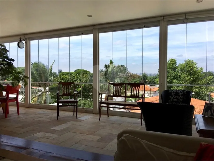 Foto 1 de Casa com 4 Quartos à venda, 402m² em Alto de Pinheiros, São Paulo