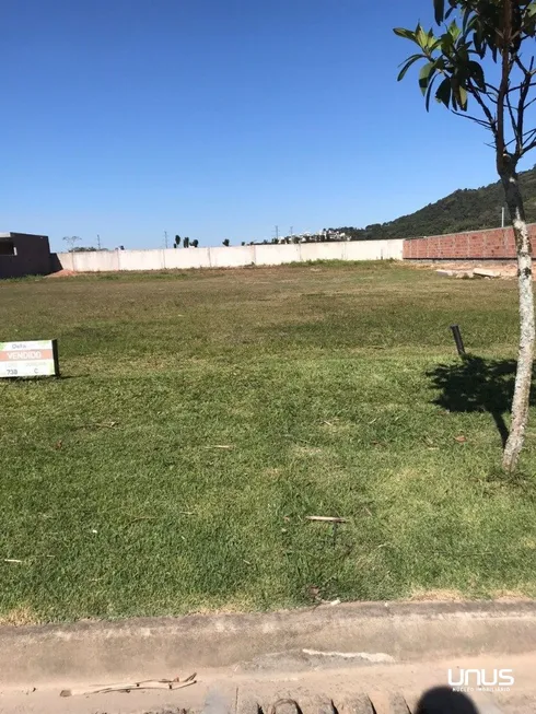 Foto 1 de Lote/Terreno à venda, 400m² em Deltaville, Biguaçu